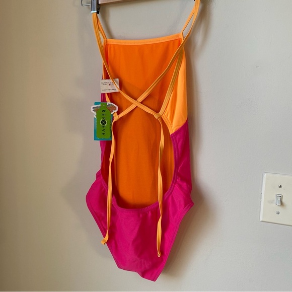 Speedo NWT Womens Swimwear - Pink and Orange size small - Picture 3 of 9